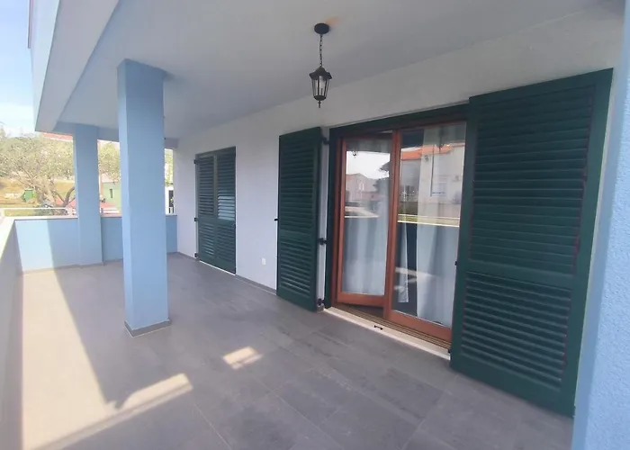 With Parking Space - Diklo, - 23042 * 자다르