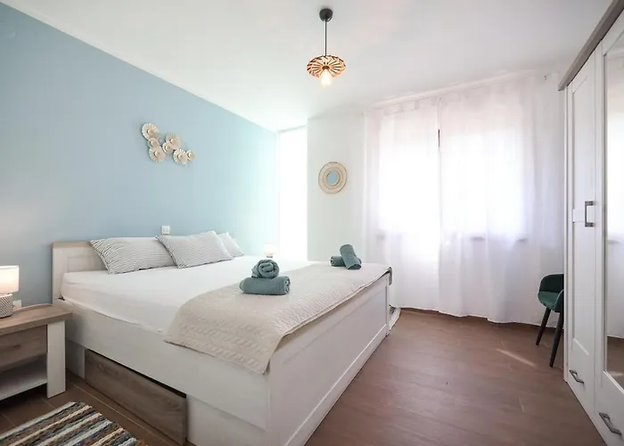 With Parking Space - Diklo, - 23042 *