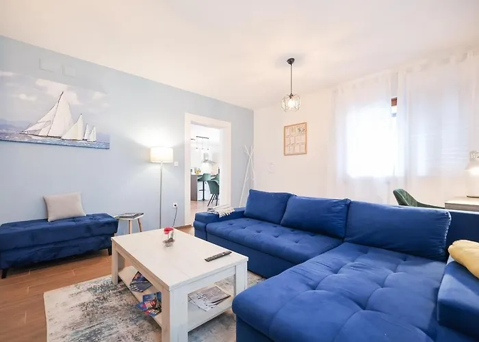With Parking Space - Diklo, - 23042 Zadar