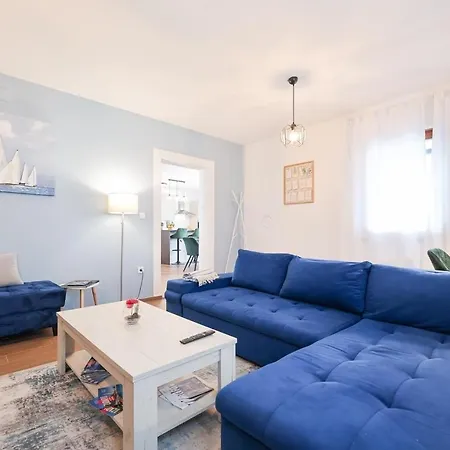 With Parking Space - Diklo, - 23042 Zadar