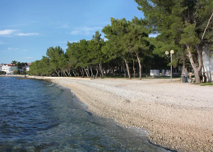 Апартаменты With Parking Space - Diklo, - 23042 *